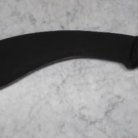 Moderni Kukri-veitsi
