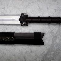 Jian eli kiinalainen suora miekka