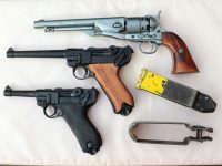Colt 1860 Army revolveri VIALLINEN